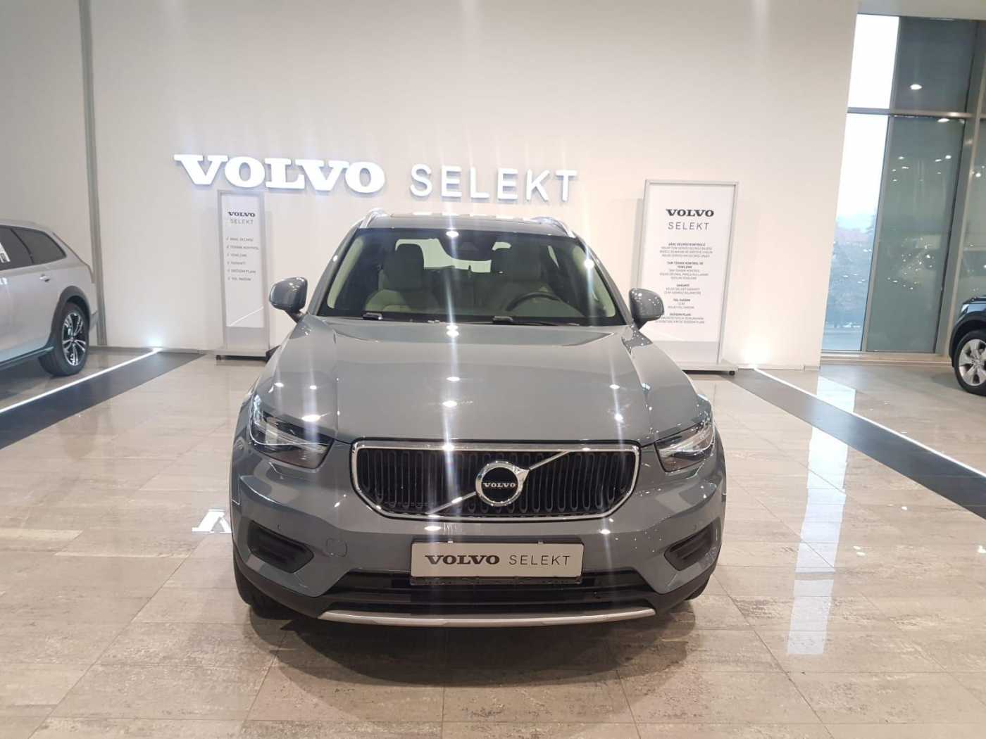 Volvo  D3 FWD Momentum